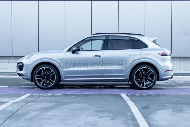 Porsche Cayenne E-Hybrid 340 kW image number 3