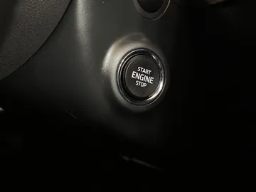 Car image 38