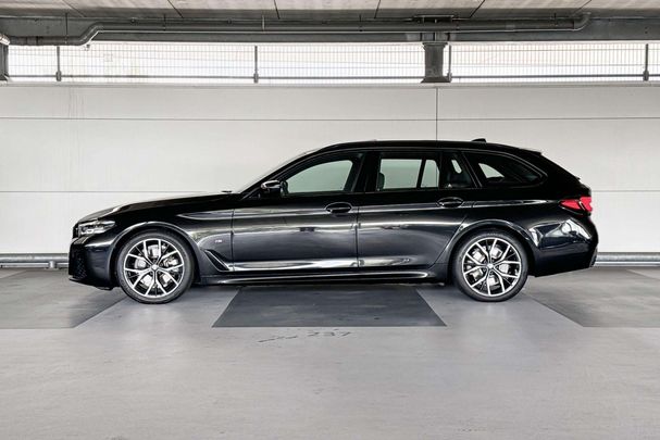 BMW 520i Touring 135 kW image number 3