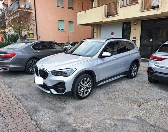 BMW X1 20d xDrive 140 kW image number 1