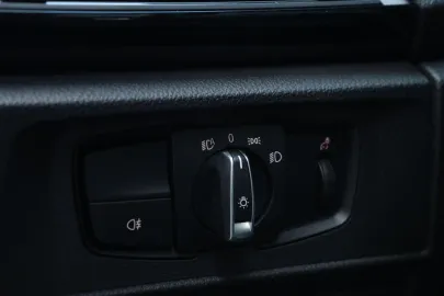 Car image 42