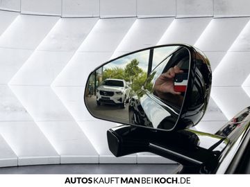 Car image 34