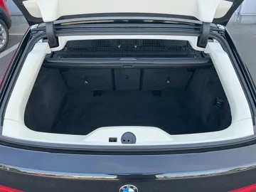 Car image 42