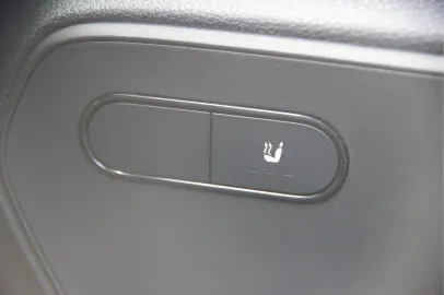 Car image 44