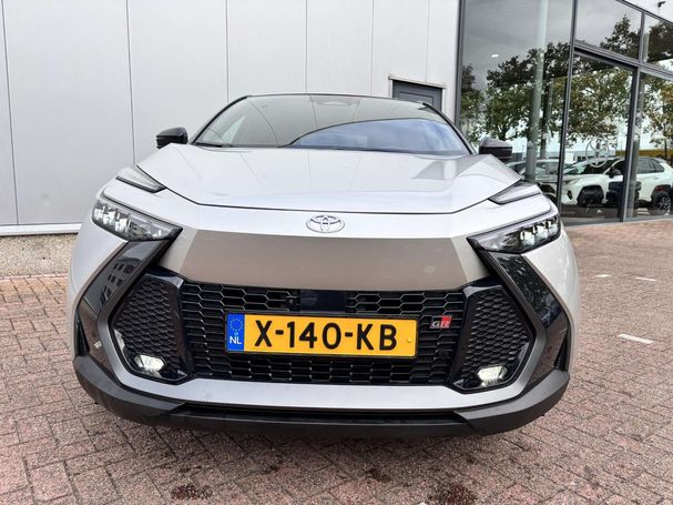 Toyota C-HR 2.0 Hybrid 145 kW image number 2