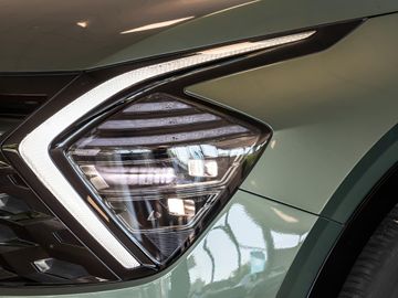 Car image 28
