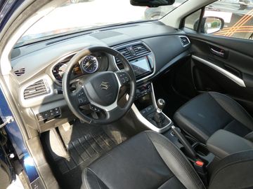 Car image 10