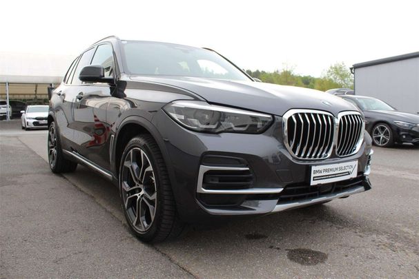 BMW X5 xDrive30d 210 kW image number 2