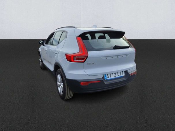 Volvo XC40 T2 Momentum 95 kW image number 6