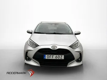 Car image 4