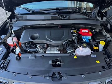 Car image 32