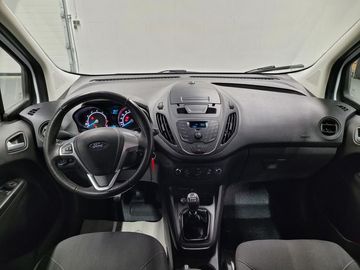 Car image 13