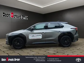 Car image 5