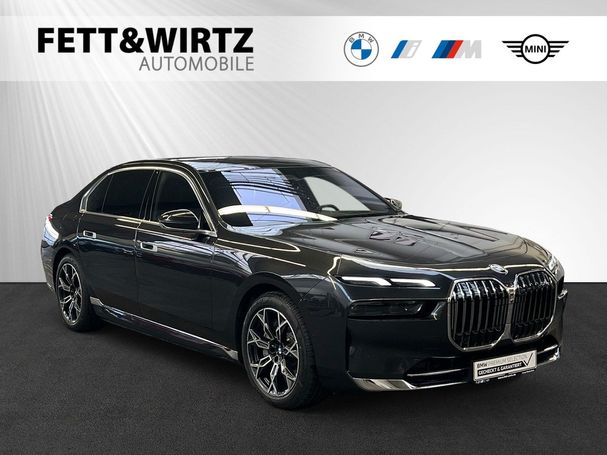 BMW 750e xDrive 360 kW image number 1