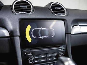 Car image 30