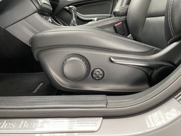 Car image 33