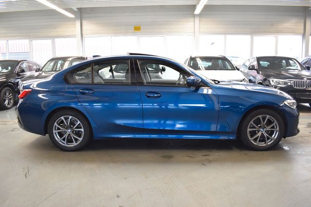 BMW 320d xDrive 140 kW image number 7