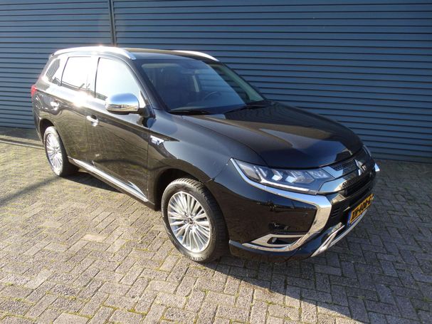 Mitsubishi Outlander 2.4 165 kW image number 12