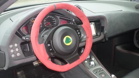 Car image 8