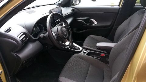 Car image 13