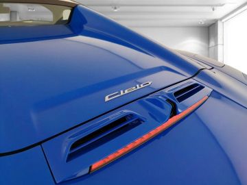 Car image 23