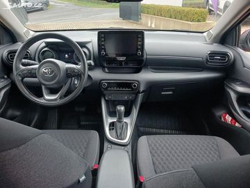 Car image 15