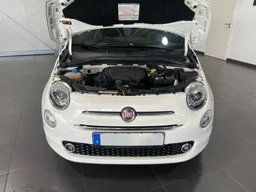 Car image 18