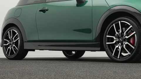 Car image 22