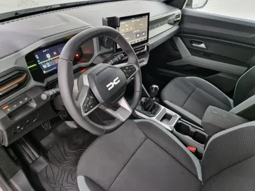 Car image 31