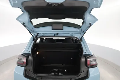 Car image 22