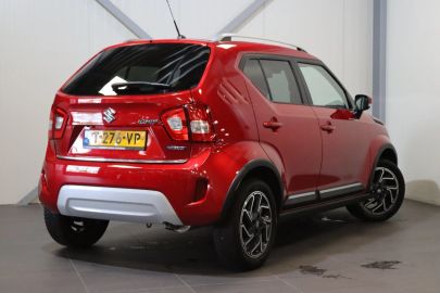 Car image 4