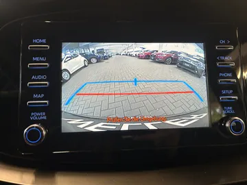 Car image 28