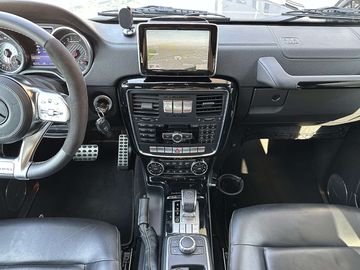 Car image 33