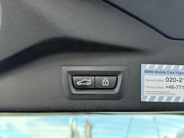 Car image 48