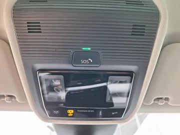 Car image 33