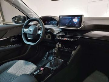 Car image 15