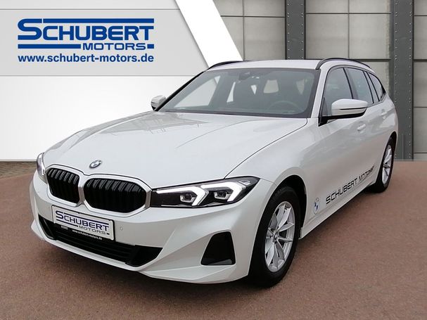 BMW 320i Touring 135 kW image number 1