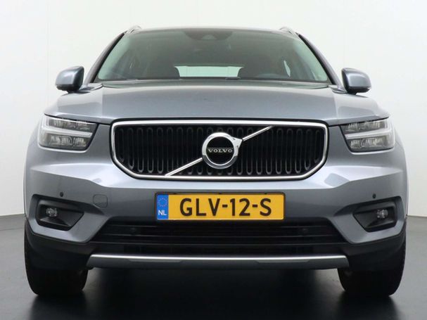 Volvo XC40 T3 Momentum 115 kW image number 3