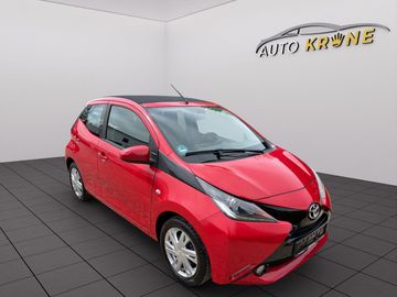 Car image 3