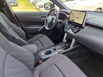 Car image 11