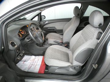 Car image 16