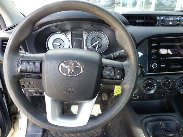 Toyota Hilux 4x4 Cab Duty 110 kW image number 13