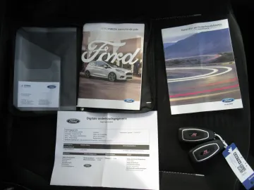 Car image 36