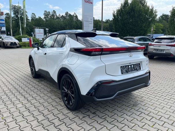 Toyota C-HR 2.0 Plug-In Hybrid 164 kW image number 4