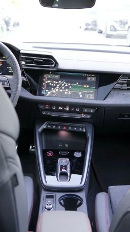 Audi S3 TFSI quattro S tronic 245 kW image number 29