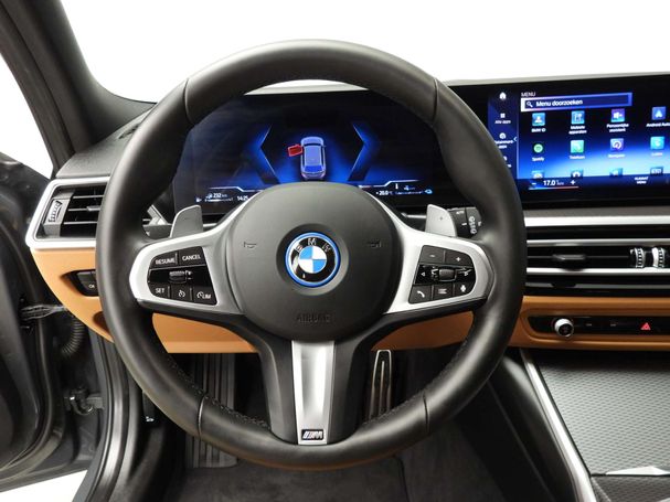 BMW 330 e Touring 215 kW image number 8