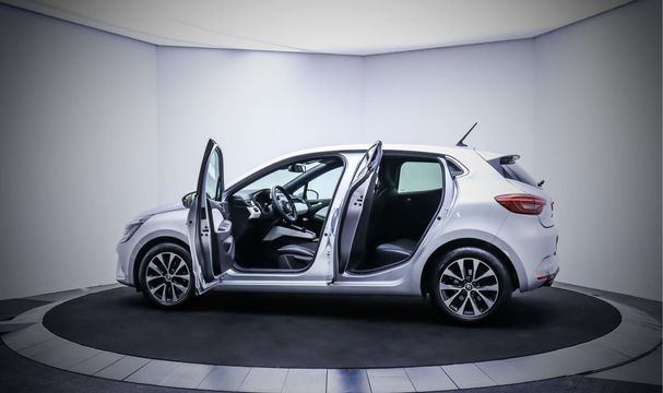 Renault Clio TCe 140 Intens 104 kW image number 8