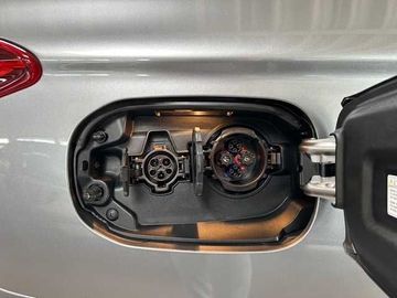 Car image 33