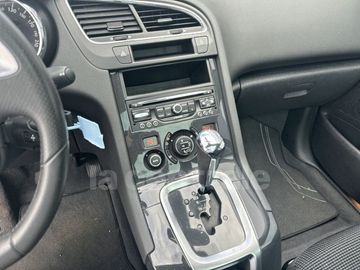 Car image 37