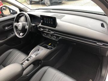 Car image 15